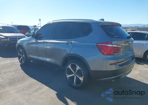 2011 BMW X3 xDrive28I z USA, uszkodzony, nr VIN 5UXWX5C55BL714832